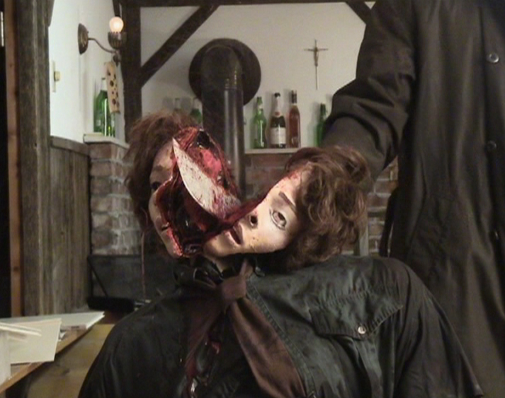 Stillbild ur Le Bagman: Profession meurtrier, 01:07:51
