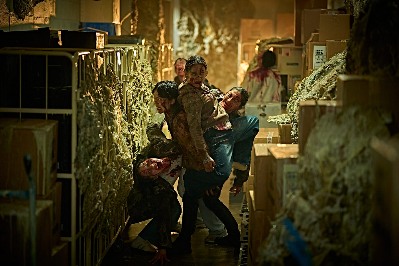 Stillbild ur Colony, pressbild 04