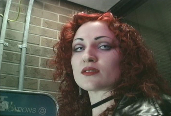 Stillbild ur Dracula's Dirty Daughter, 01:13:37