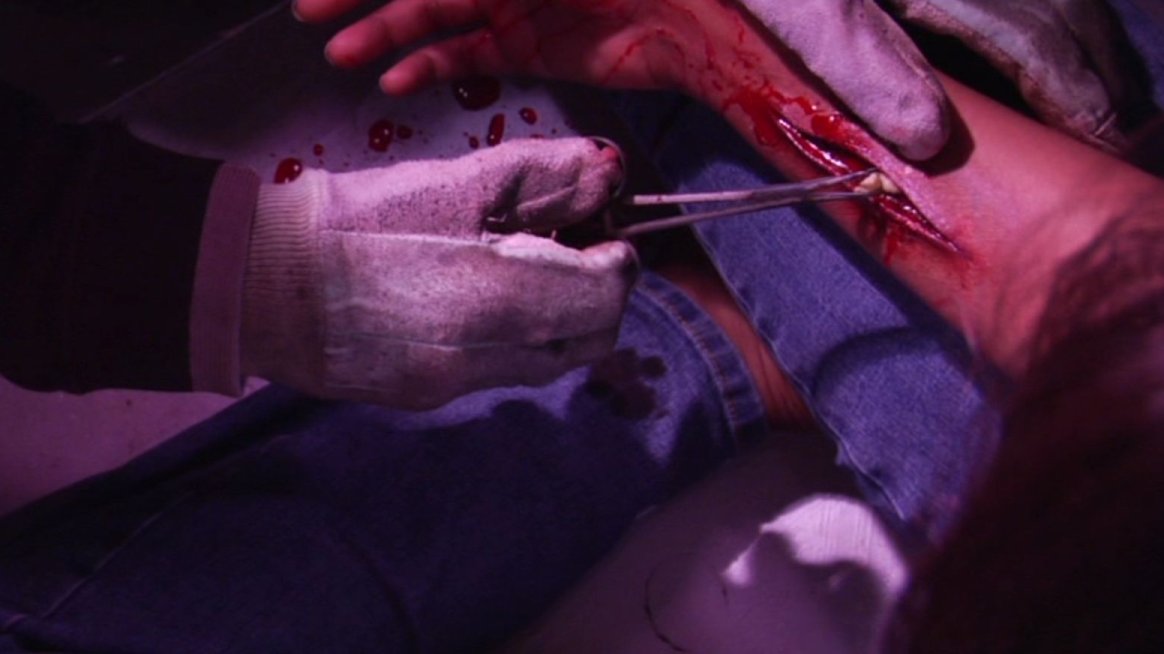 Stillbild ur Experiment in Torture, 01:22:14