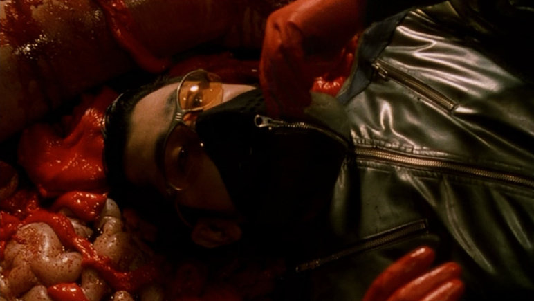 Stillbild ur Ichi the Killer, 01:56:28