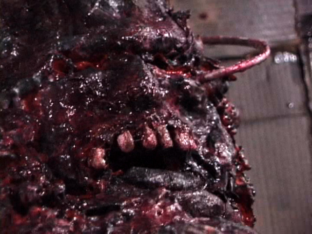 Stillbild ur Kill Them and Eat Them, 01:63:10