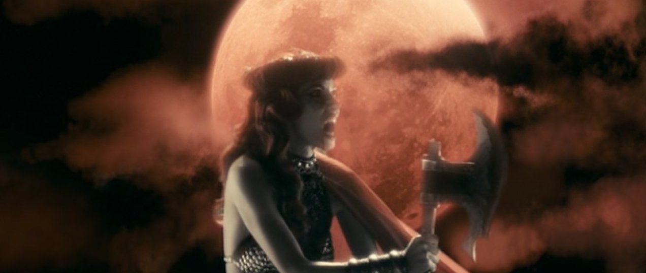 Stillbild ur Lesbian Vampire Killers, 01:13:37