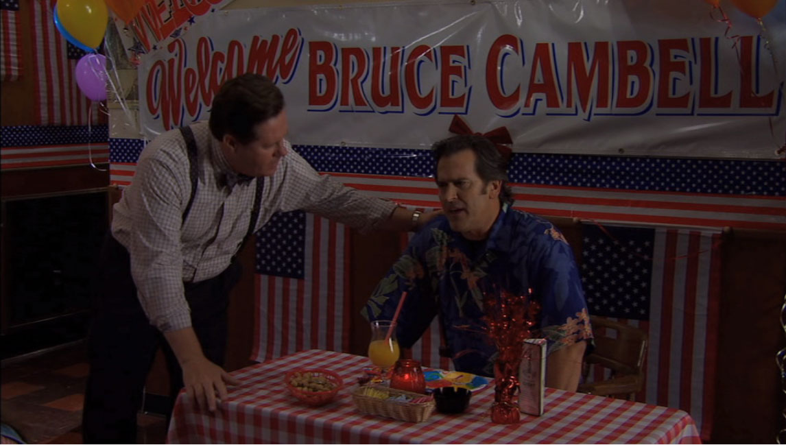 Stillbild ur My Name Is Bruce, 01:60:56