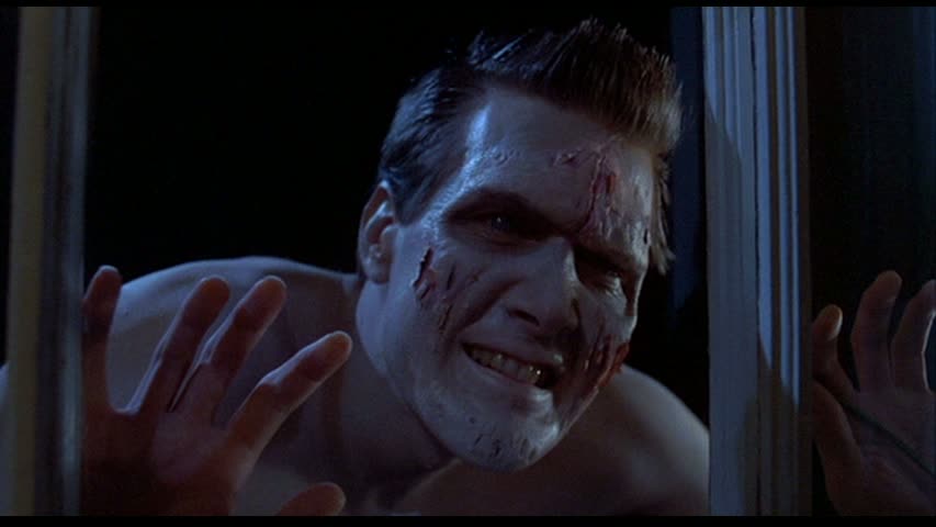 Stillbild ur Night of the Creeps, 01:60:19
