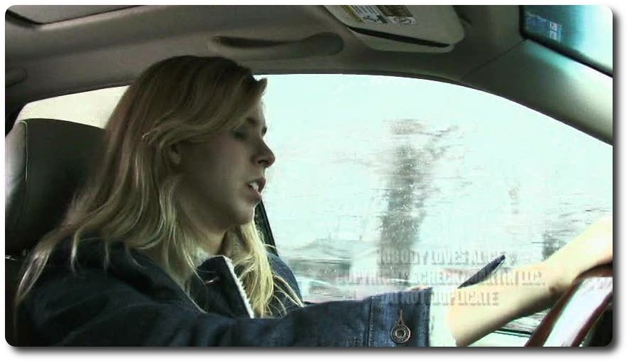 Stillbild ur Nobody Loves Alice, 01:65:19