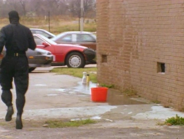 Stillbild ur Psycho Kickboxer & Canvas of Blood, 01:167:33
