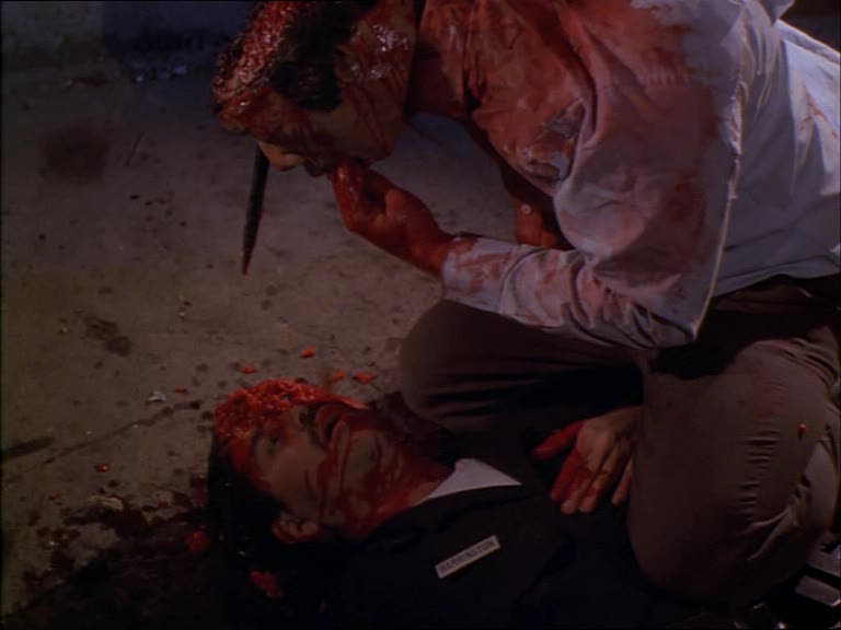 Stillbild ur Return of the Living Dead 3, 01:85:33