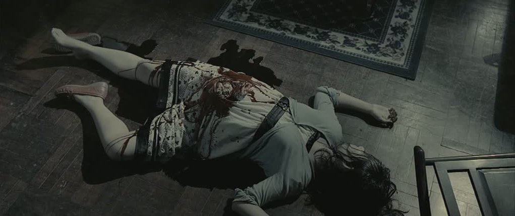 Stillbild ur Revenge: A Love Story, 01:18:14