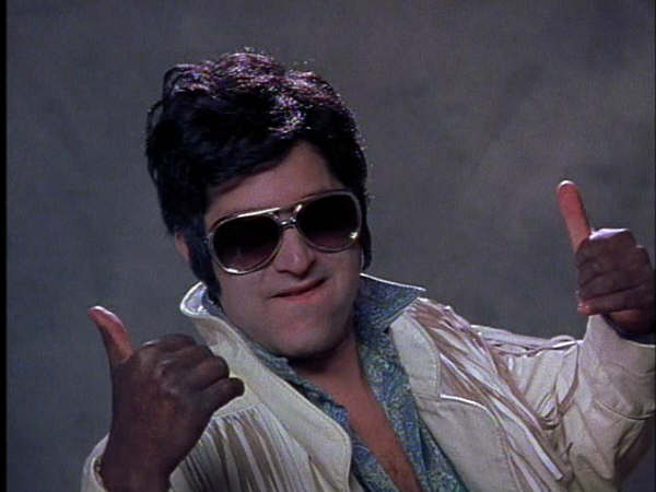 Stillbild ur Rock 'n' Roll Frankenstein, 01:48:05