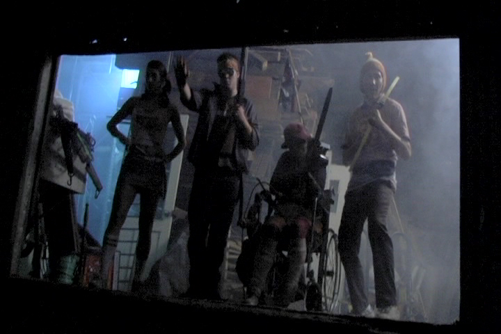 Stillbild ur Special Dead, 01:53:42