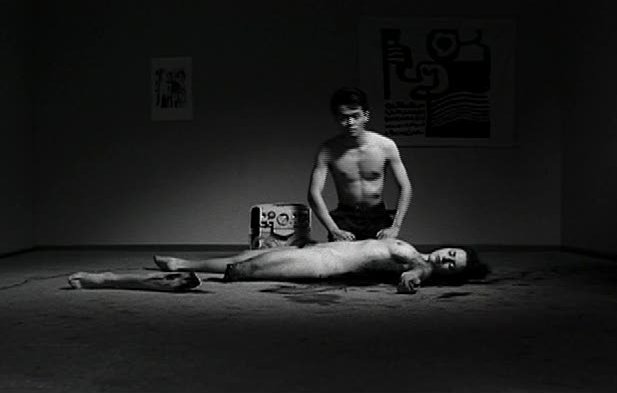 Stillbild ur Spiritual Exercises: 10 Films by Olivier Smolders, 01:33:37