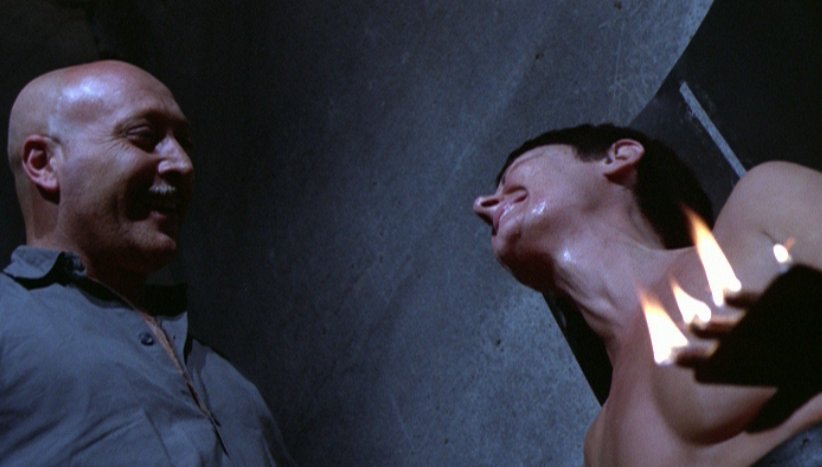 Stillbild ur SS Camp 5: Women's Hell, 01:64:42