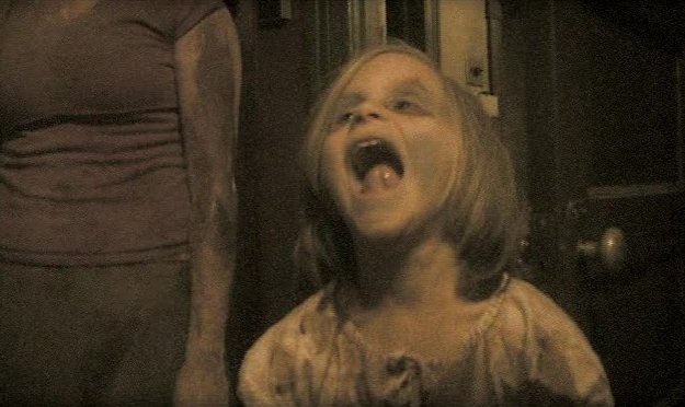 Stillbild ur Stupid Teenagers Must Die!, 01:47:19