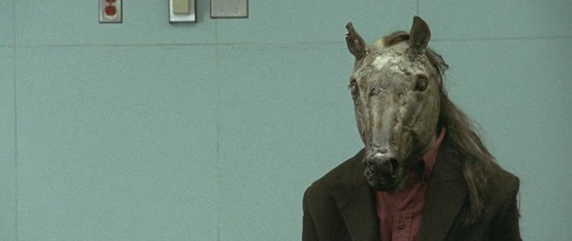 Stillbild ur The Beautiful Beast, 01:60:05