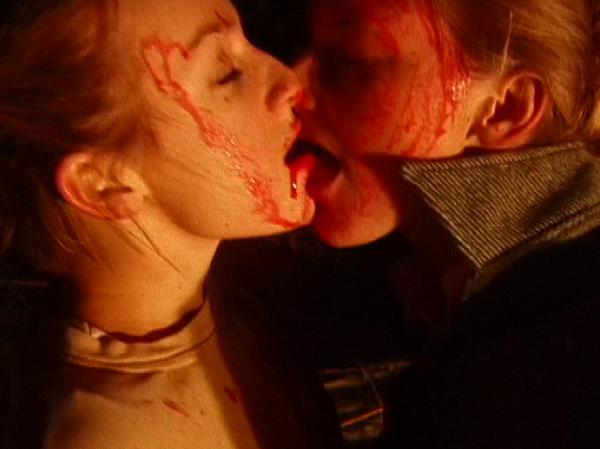 Stillbild ur The Mental Dead, 01:22:51
