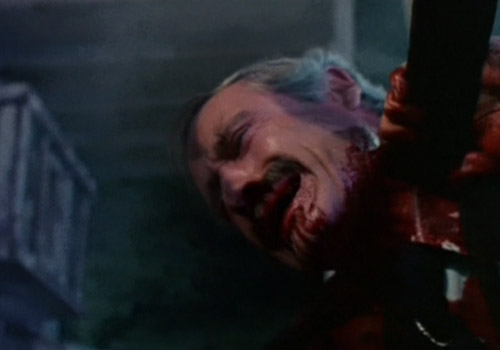 Stillbild ur Eaten Alive, 01:74:56