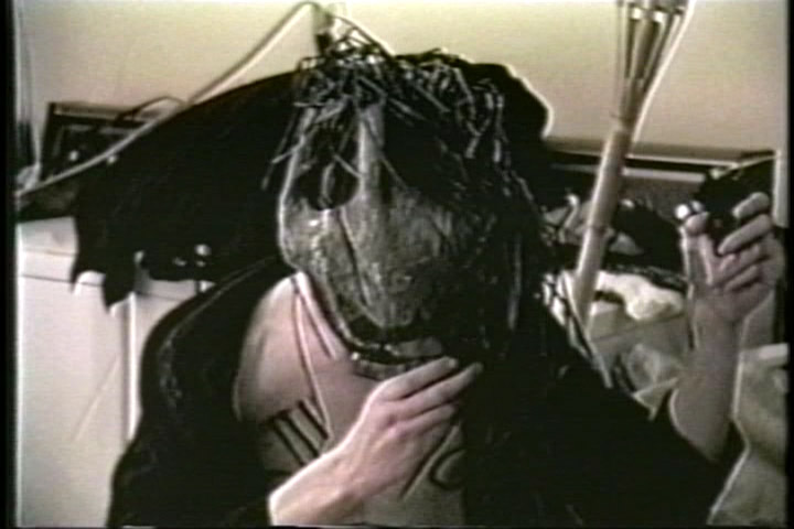 Stillbild ur Vampire Strangler, 01:30:28