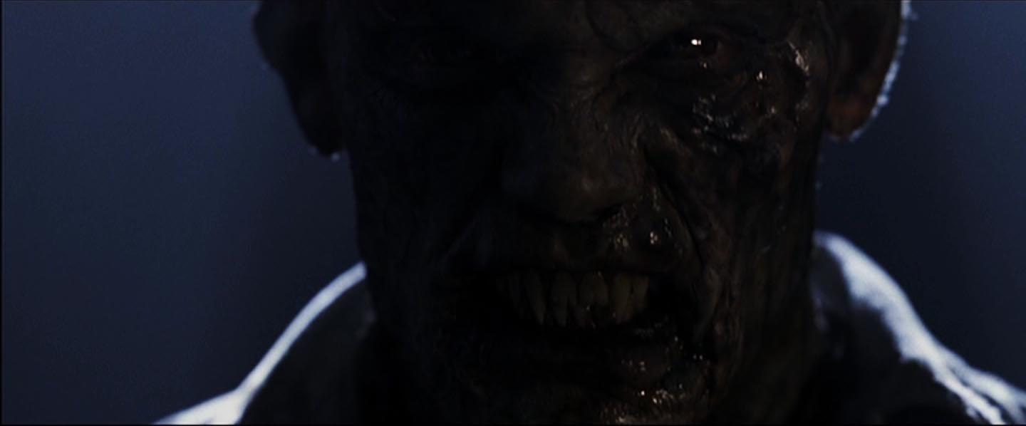 Stillbild ur Venom, 01:50:42