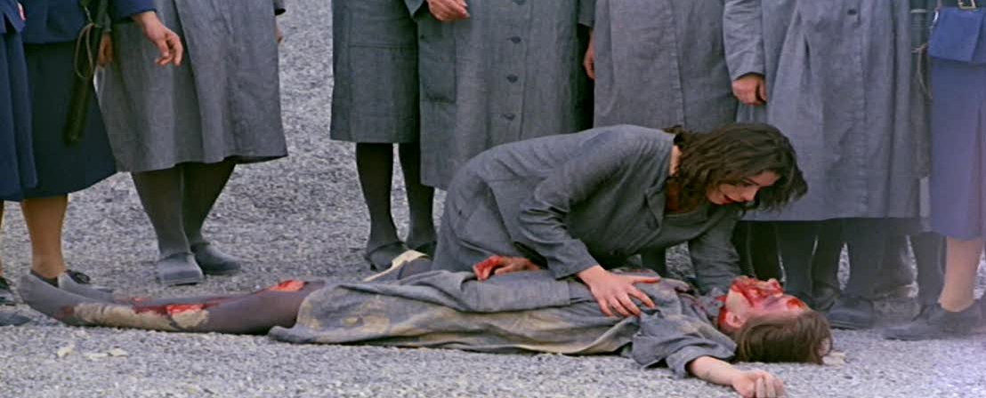 Stillbild ur Violence in a Women's Prison, 01:81:56