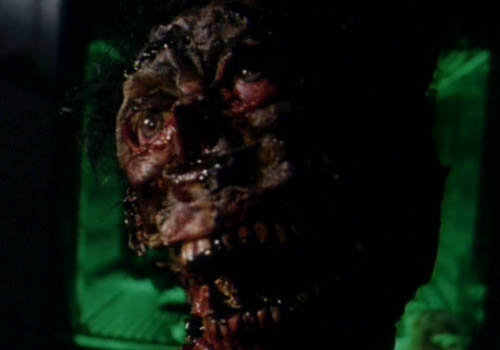 Stillbild ur Zombie Flesh Eaters 2, 01:86:33